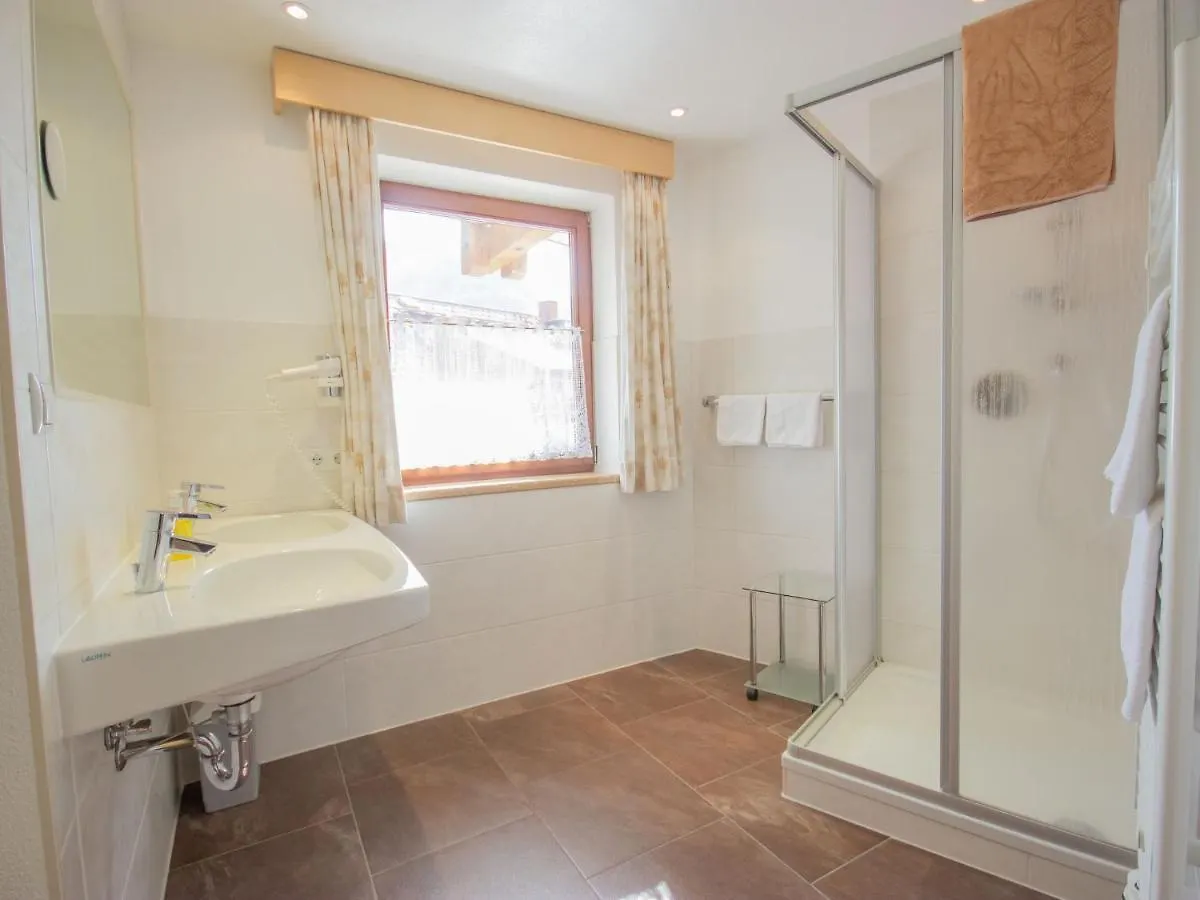 Apartment Alpin-1 By Interhome Ζόλντεν